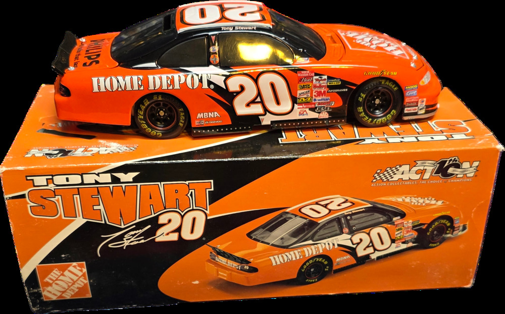 Tony Stewart #20 Home Depot 2002 Grand Prix Bank 1:24 NASCAR Diecast Orange